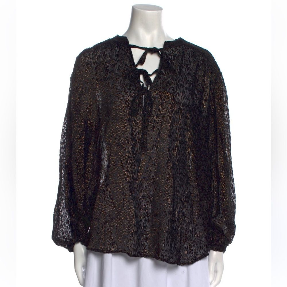 Momoni Size 4‎ Silk blend 
Animal Print Tie Neck Blouse
US4, IT40